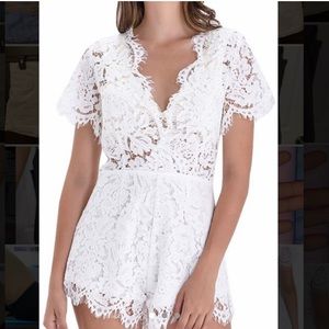 Deep V-neck lace romper, floral short sleeves